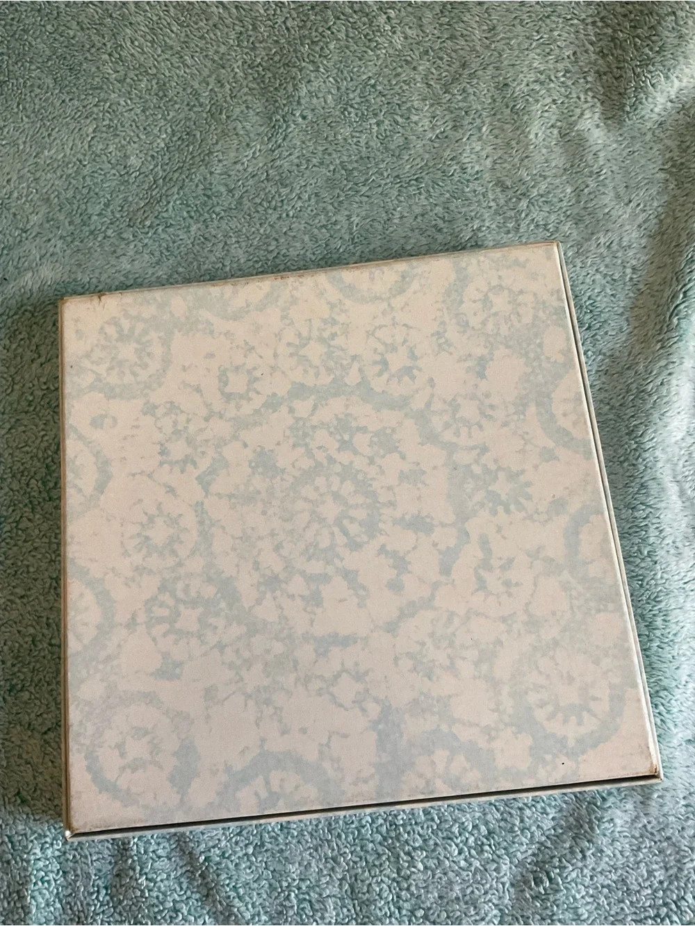 Royal Doulton White, Gold & Green Valentine’s Day Decorative Plate